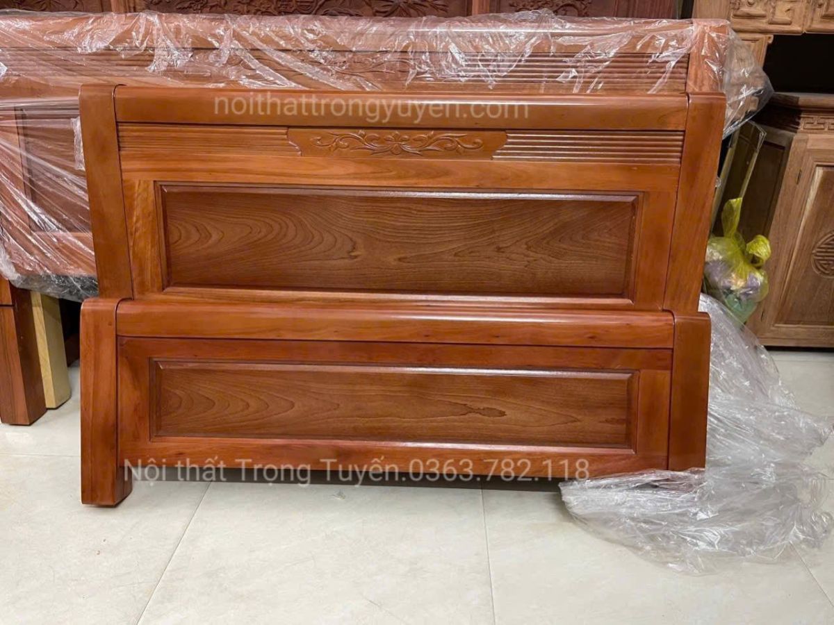 Giường Xoan Đào Giác Nan 5 Chỉ Đục Hoa TT-G550